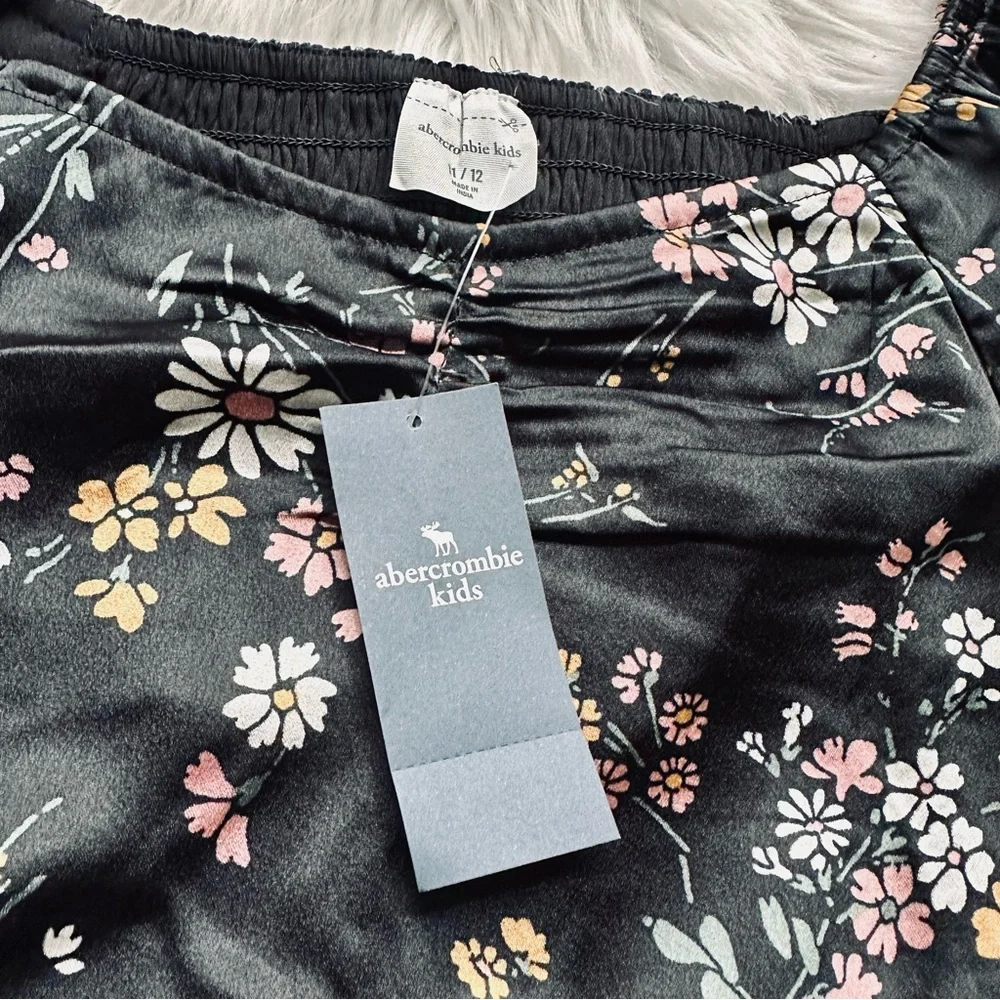 NWT Abercrombie & Fitch Long Sleeve Satin Dress, 12